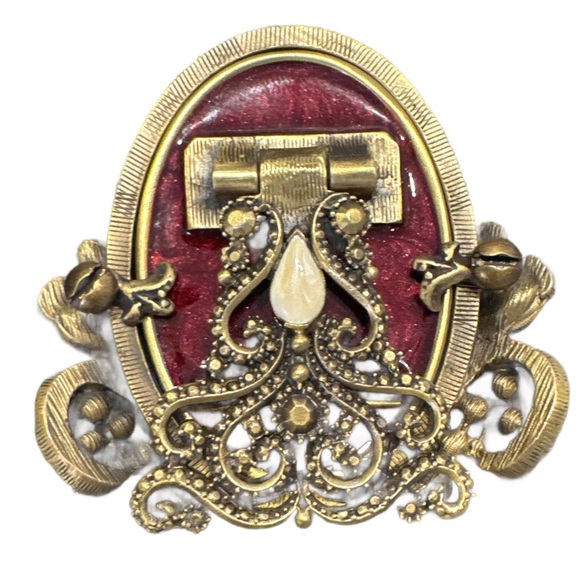 Jeweled Jay Strongwater retired vintage frame. New never used or displayed
5028 - Picture 2 of 3